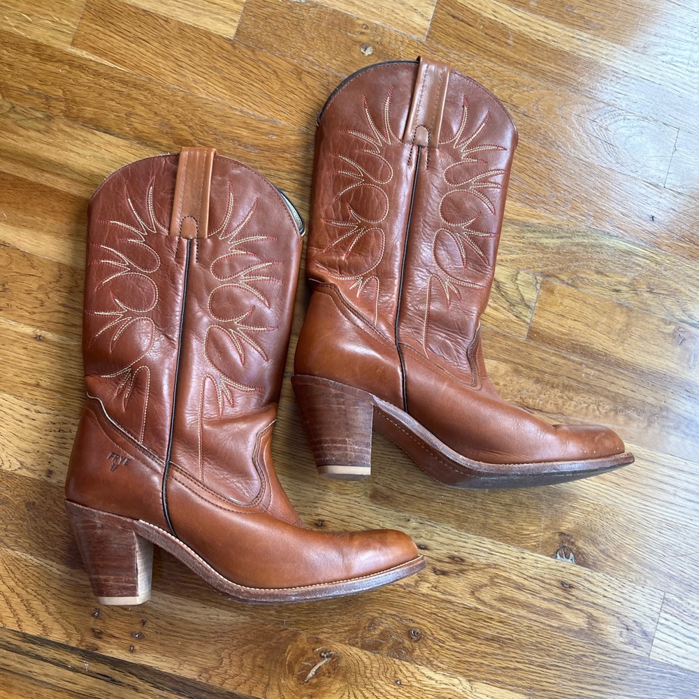 Vintage Frye Cowgirl Boot 10B
